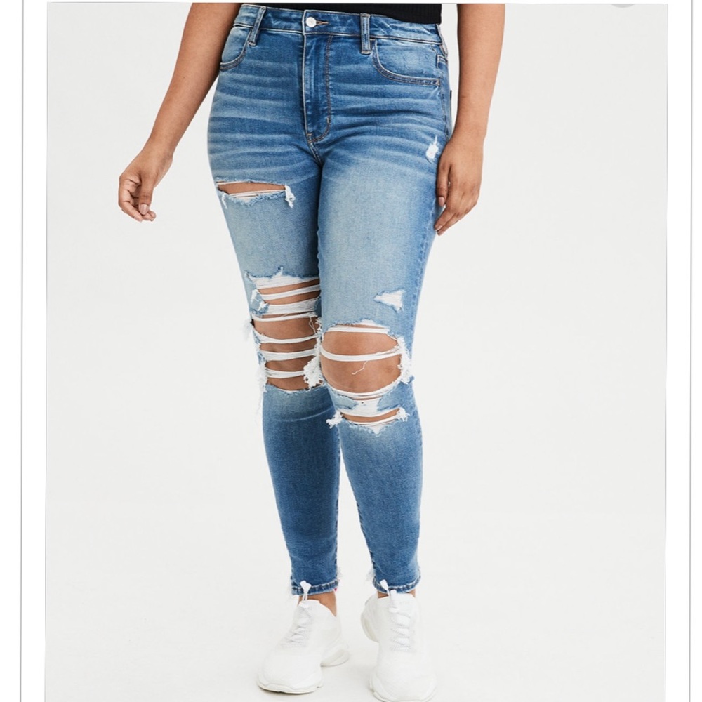 American Eagle Outfitters Ripped Jeans